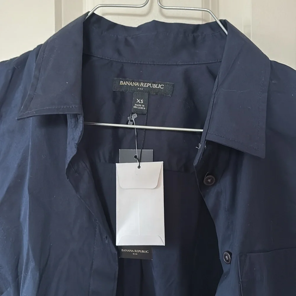 Banana Republic Navy Button-Up Shirt - Picture 3 of 6
